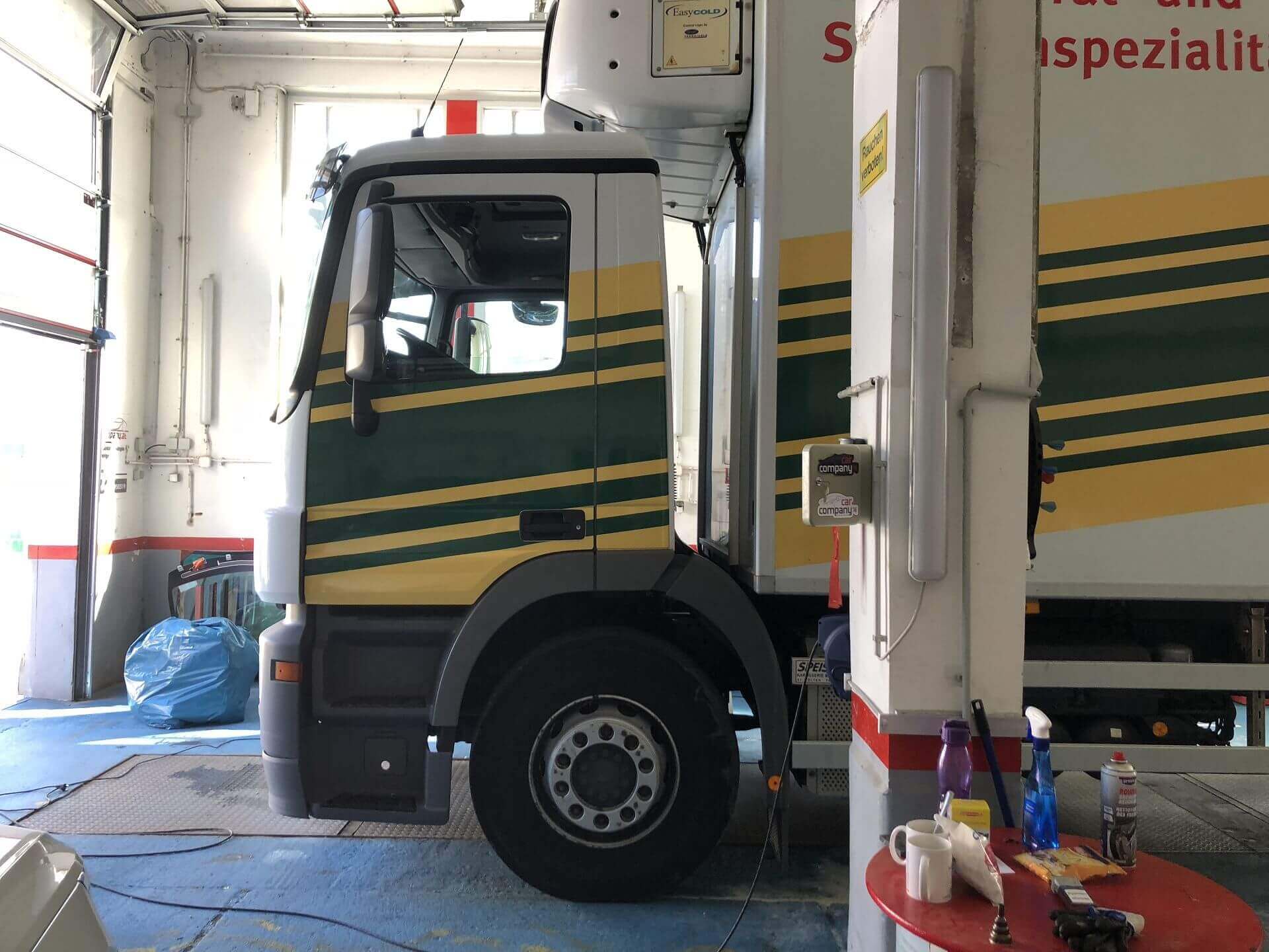 LKW-Wiesbauer-2 Bus bei Carcompany